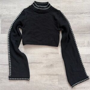 Zara Black cropped Sweater with White Accents